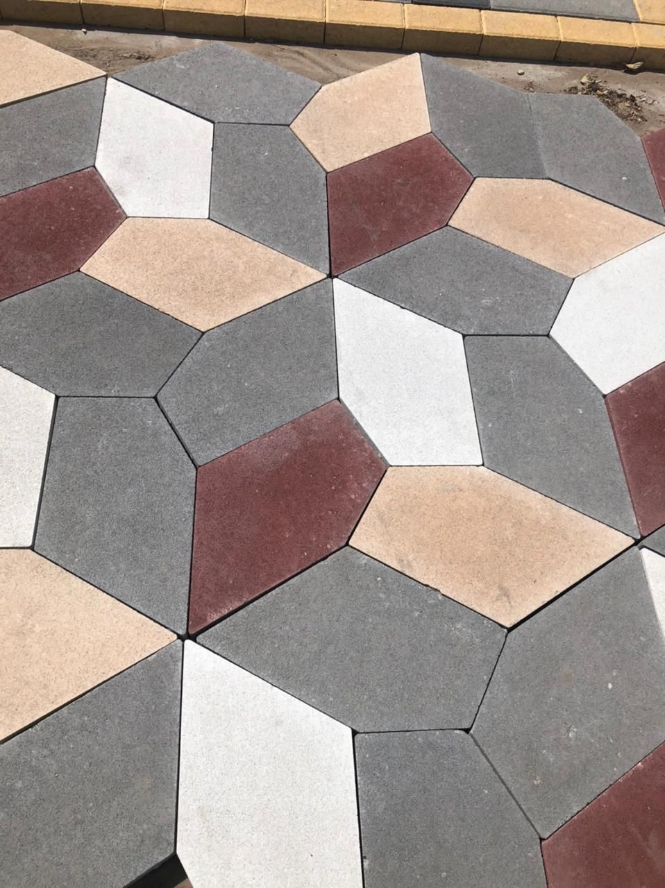 Polygonal